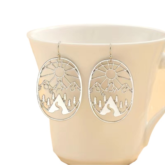 Boho Hollow Cut Metal Oval Mountain Scene Drop Earrings - Picture 6 of 6